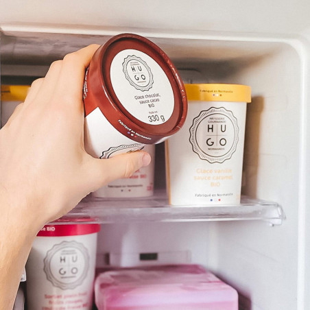 Ice cream cups with lids