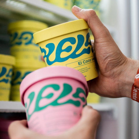 Ice cream tubs with lids