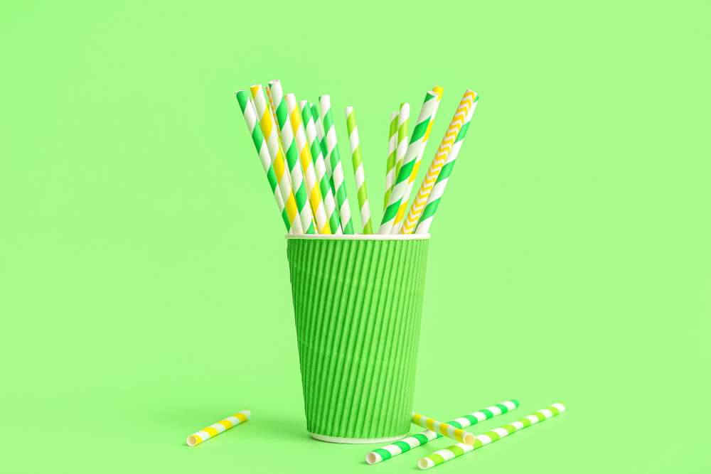 paper cup and paper straws for corporate events